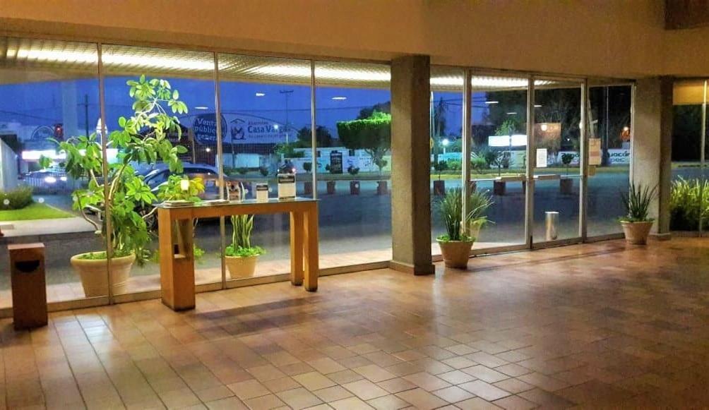 Hotel Villablanca Tehuacan Bagian luar foto